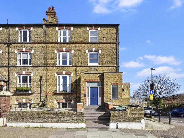 Apartment for rent in Greater London