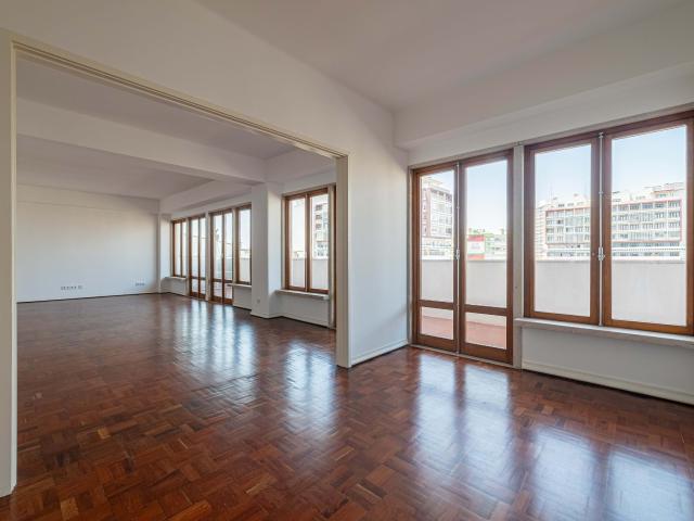 Apartamento alugar em Santa Maria Maior, Lisboa