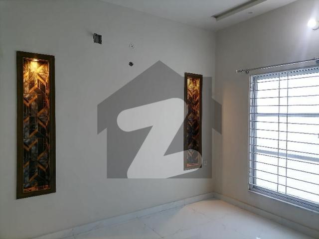 House for sale in Faisalabad, Islamabad Capital Territory
