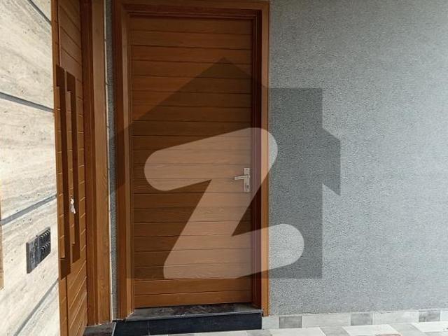 House for sale in Faisalabad, Islamabad Capital Territory