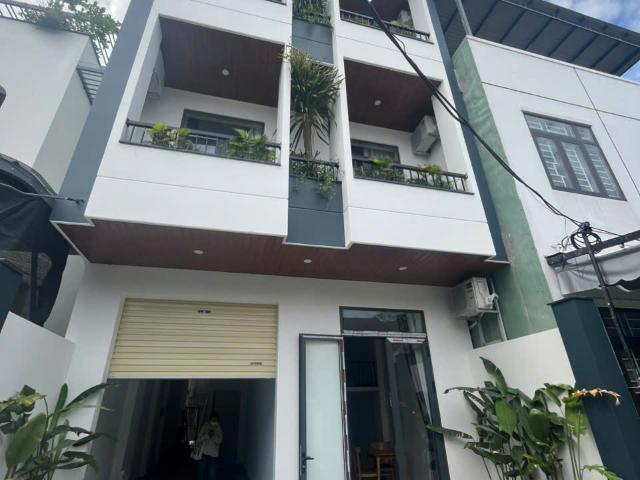 Nhà mặt phố bán