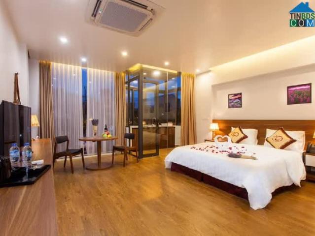 Nhà mặt phố bán tại Hoàn Kiếm, Hà Nội