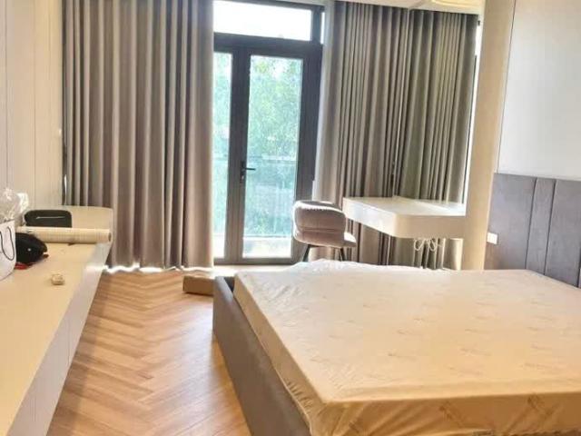 Nhà mặt phố bán tại Hoàn Kiếm, Hà Nội