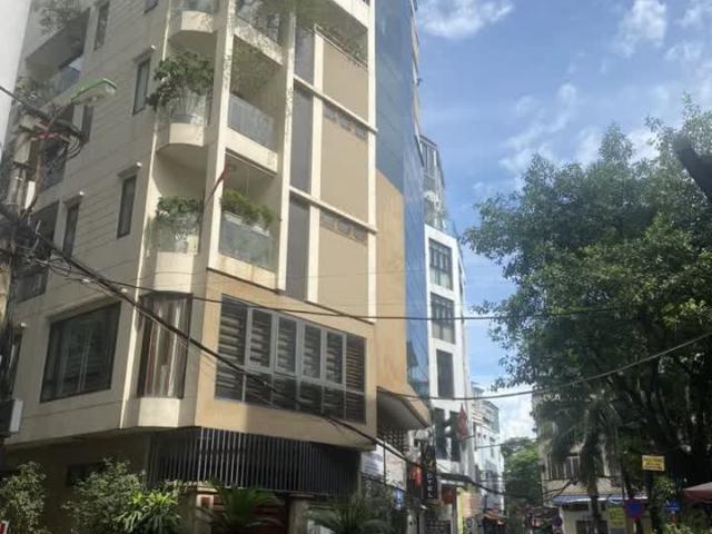 Nhà mặt phố bán tại Hoàn Kiếm, Hà Nội