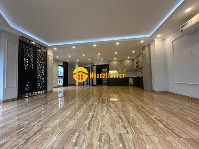 Nhà mặt phố bán