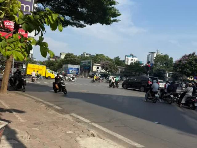 Nhà mặt phố bán tại Hoàn Kiếm, Hà Nội