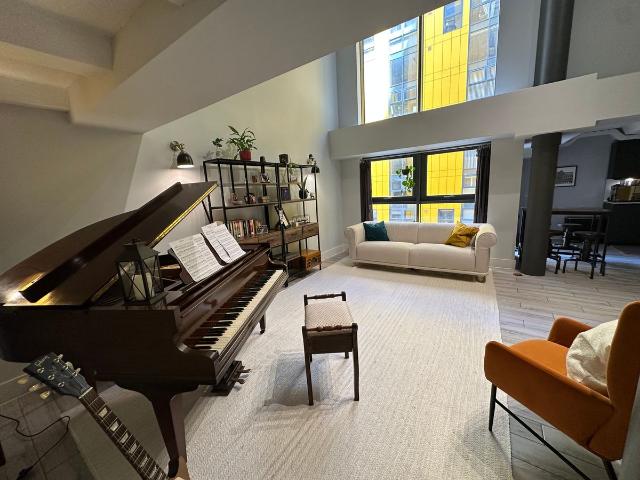 House for rent in Calderstones