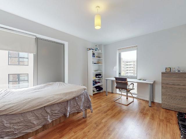 Room for rent in Mile End, Greater London