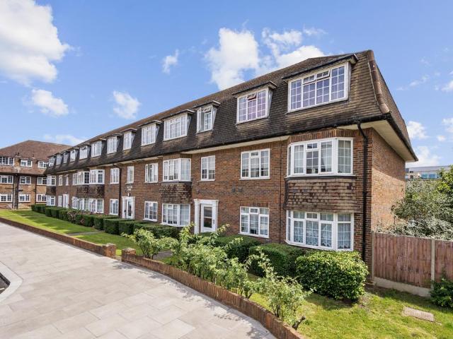 Apartment for rent in Royal Borough of Kingston upon Thames, Greater London