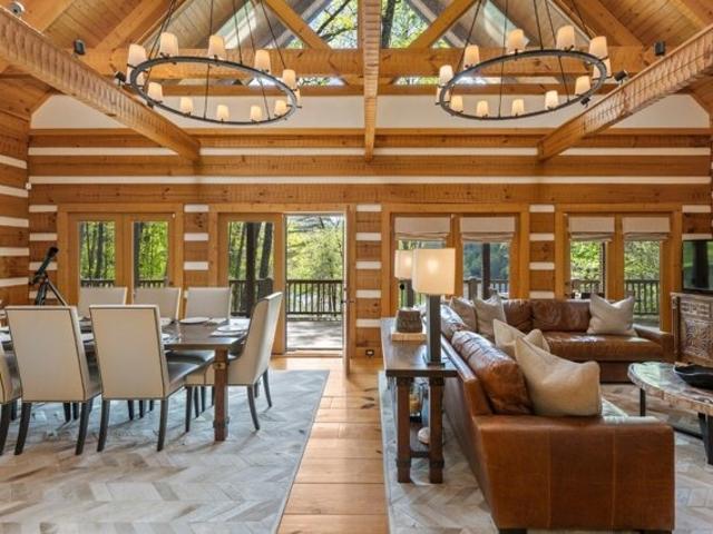 House for sale in Cullowhee