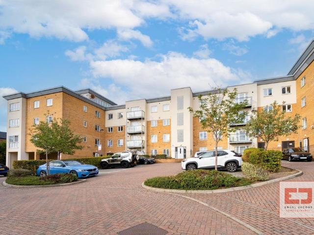 Apartment for rent in Borehamwood, Hertsmere