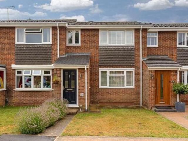 House for sale in Dunstable, Central Bedfordshire
