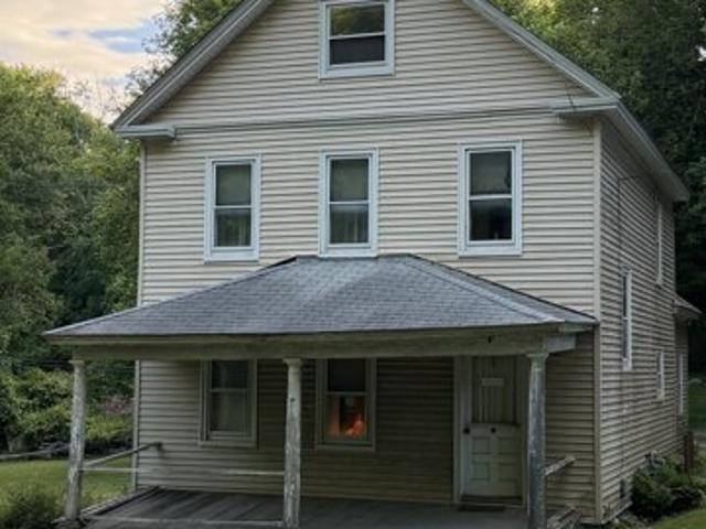 House for sale in Newtown, Connecticut