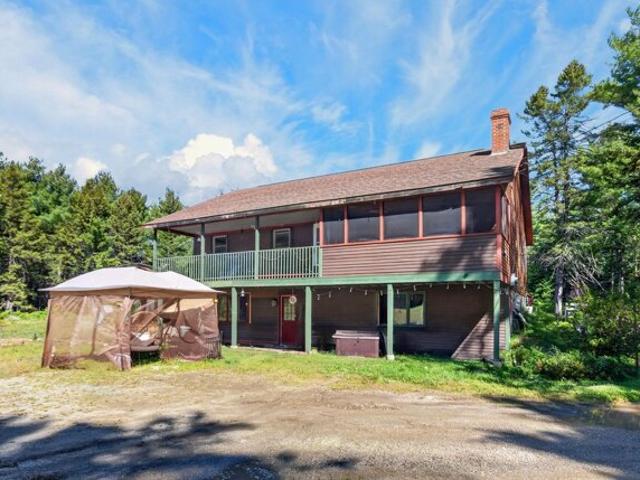House for sale in West Surry, Surry