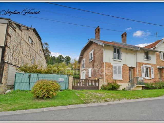 Maison vente à Vouziers, Toges