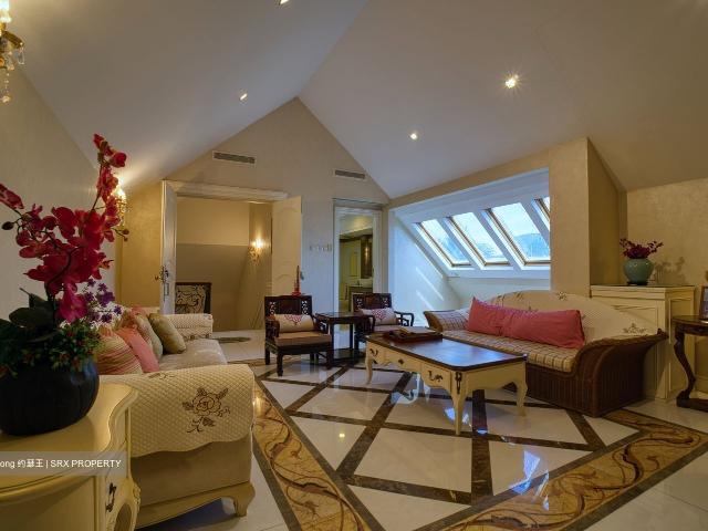 Detached House for sale