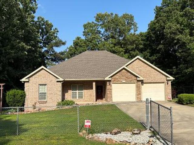 House for sale in Cherokee Village