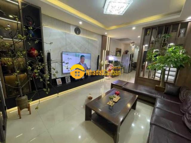 Nhà mặt phố bán
