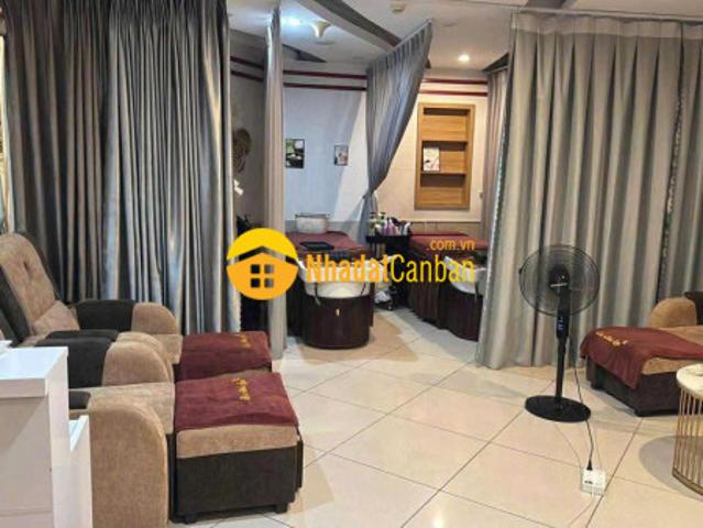 Nhà mặt phố bán