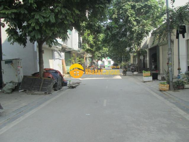 Mặt bằng bán