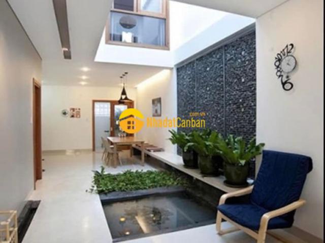 Nhà mặt phố bán