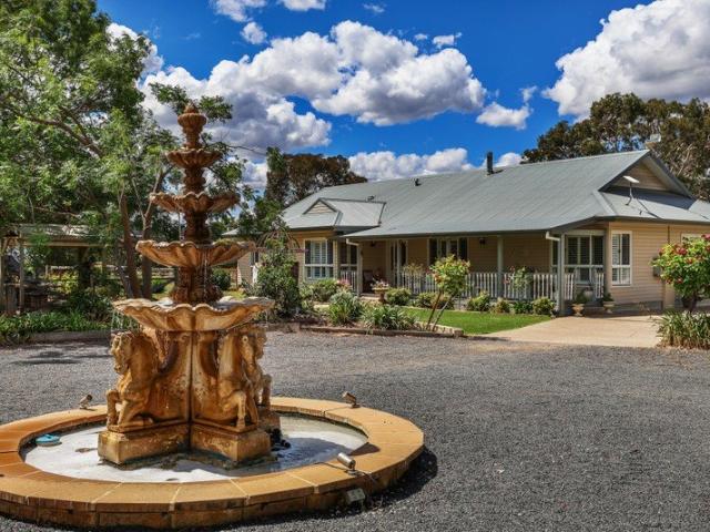 Cottage for sale in Spring Flat, New South Wales
