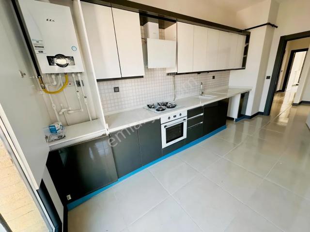 Bayrakli, İzmir içerisinde kiralık mülk