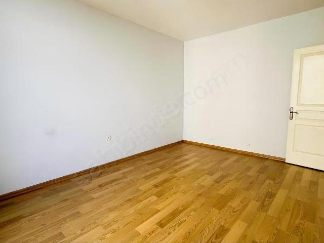 Çiğli, İzmir içerisinde kiralık mülk