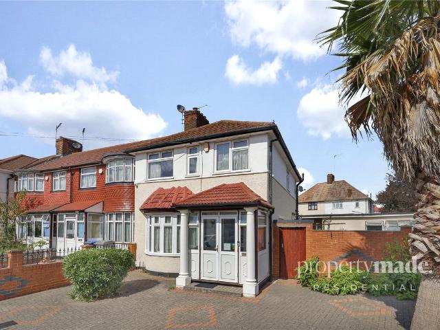 House for rent in Alperton, Greater London