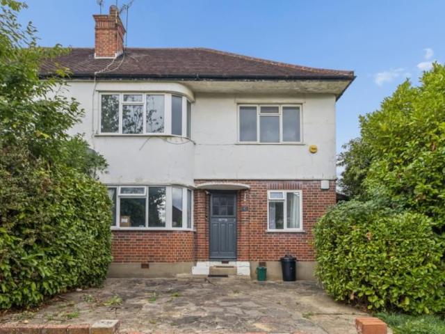 House for rent in Northwood Hills, Greater London