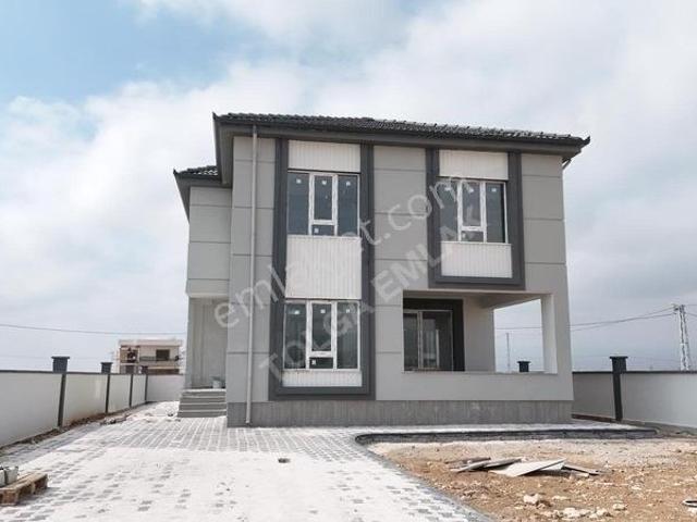Niğde içerisinde satılık Villa