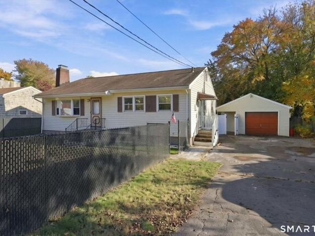 House for sale in Burnside, East Hartford