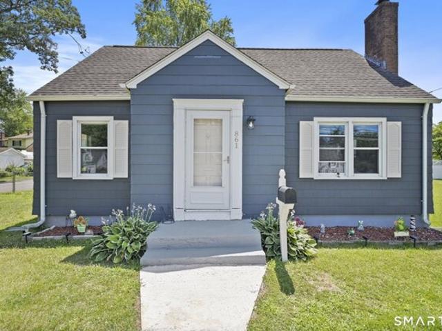 House for sale in East Hartford, Connecticut