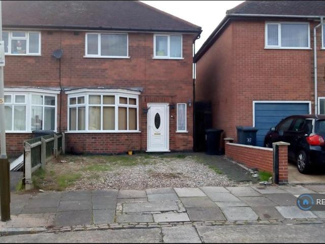 House for rent in Stocking Farm, Leicester