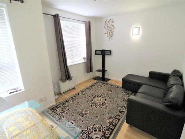 Apartment for rent in London Borough of Newham, Greater London