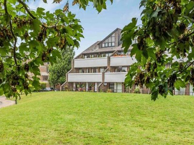 House for sale in Chichester, Littlecote