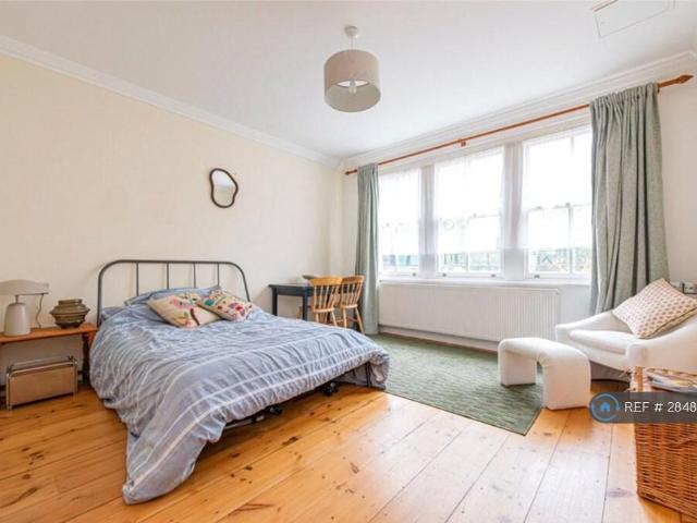 House for rent in Holloway, Greater London