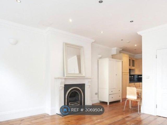 Studio for rent in London Borough of Islington, Greater London