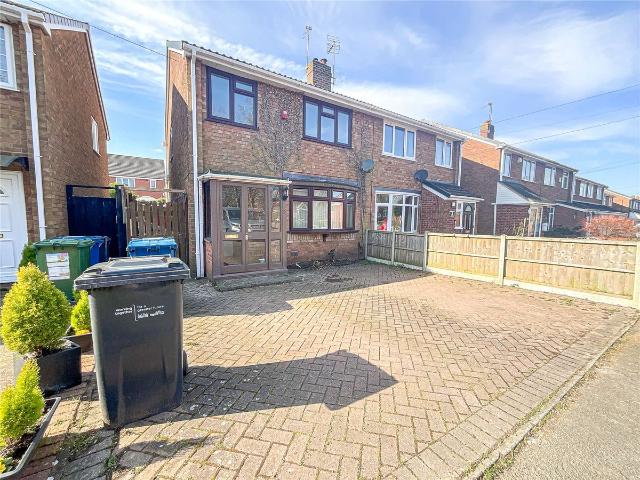 House for rent in Kettlebrook, Staffordshire
