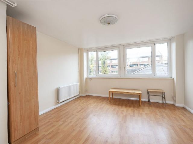 Apartment for rent in Lower Clapton, Greater London