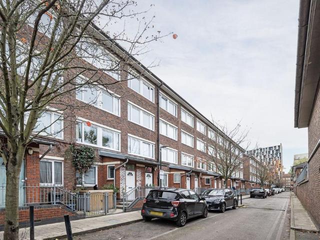 Apartment for rent in Lower Clapton, Greater London