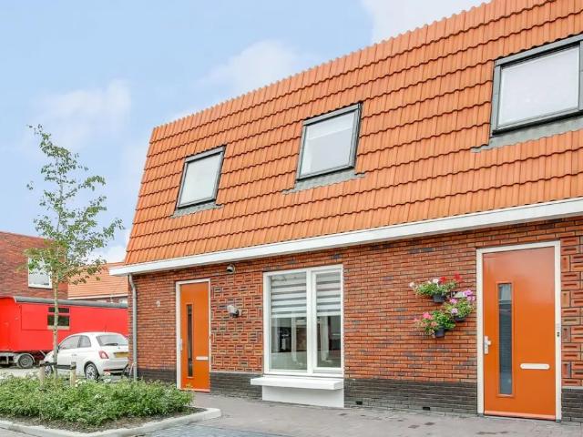 Woning te huur in Zaandam, Noord Holland