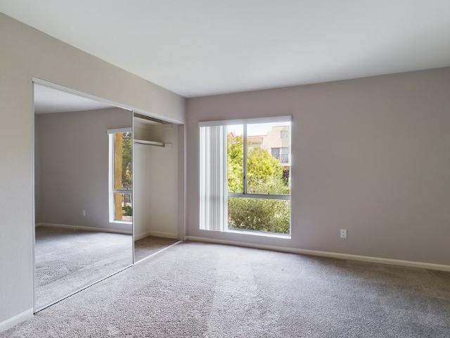 Apartment for rent in Burbank, Los Angeles County