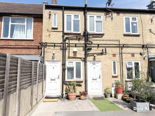 Apartment for rent in Tolworth, Greater London