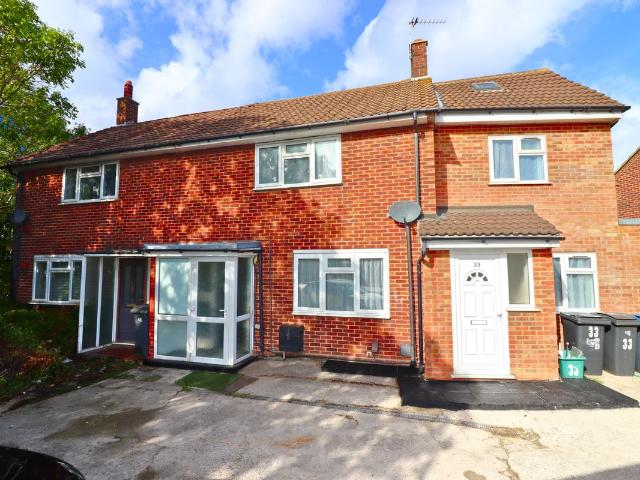 House for rent in Royal Borough of Kingston upon Thames, Greater London