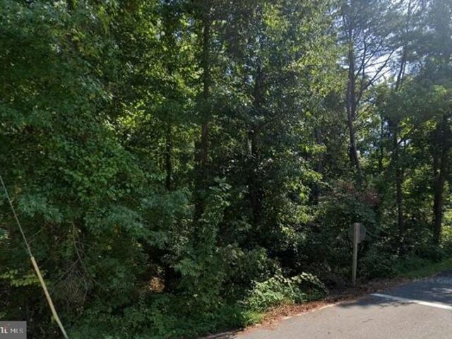 House for sale in Lusby, Maryland