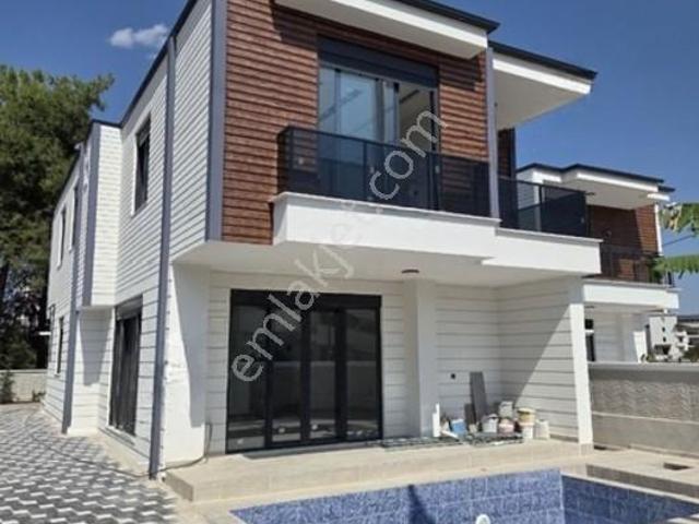 Döşemealti, Antalya içerisinde satılık Villa