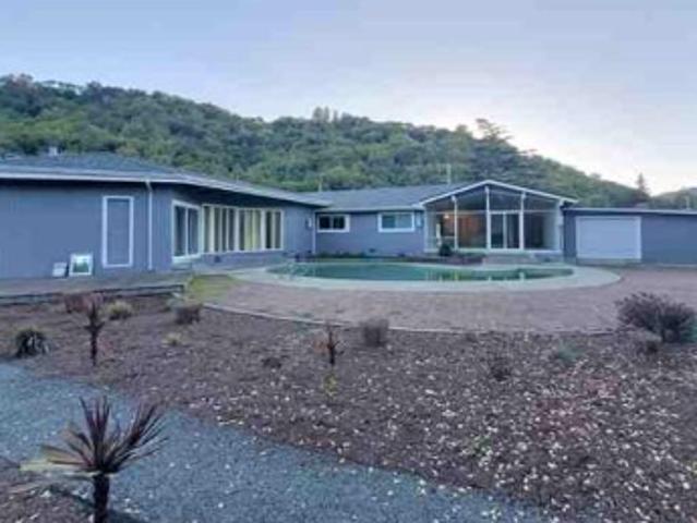 House for sale in Pinole, California