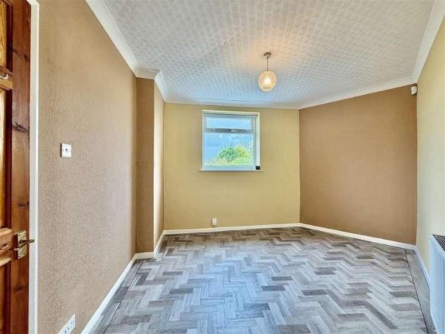 House for rent in Linthwaite Clough, Kirklees