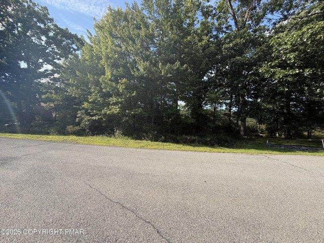 Land for sale in Dingmans Ferry, Pennsylvania